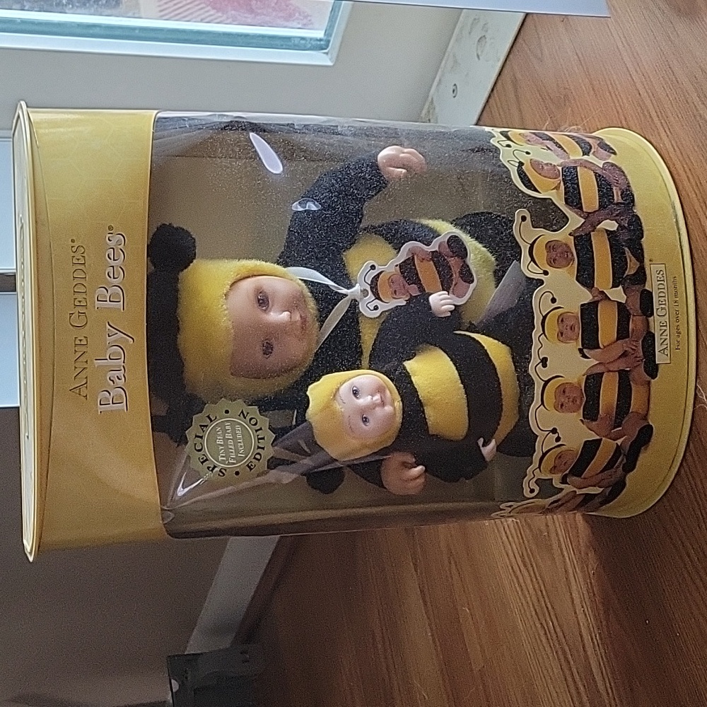Anne Geddes baby doll
